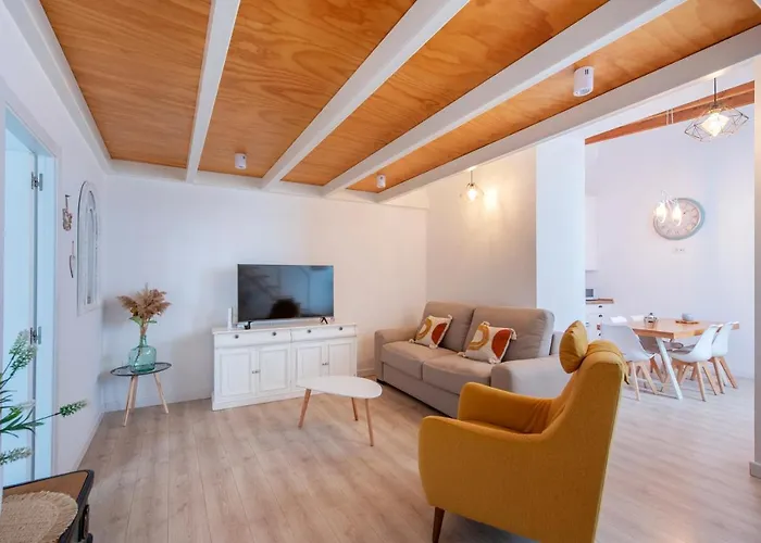Casa Valentina Ii: Confort Y Luz En Sevilla Centro